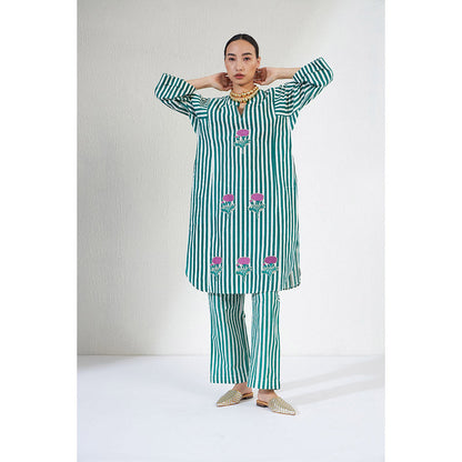 Aavidi By Dimple Zana Green Stripes Co-ord (Set of 2)