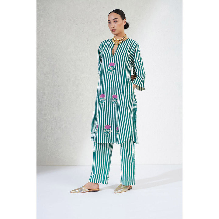 Aavidi By Dimple Zana Green Stripes Co-ord (Set of 2)