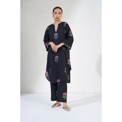 Aavidi By Dimple Gulnaar Navy Blue Floral Co-ord (Set of 2)