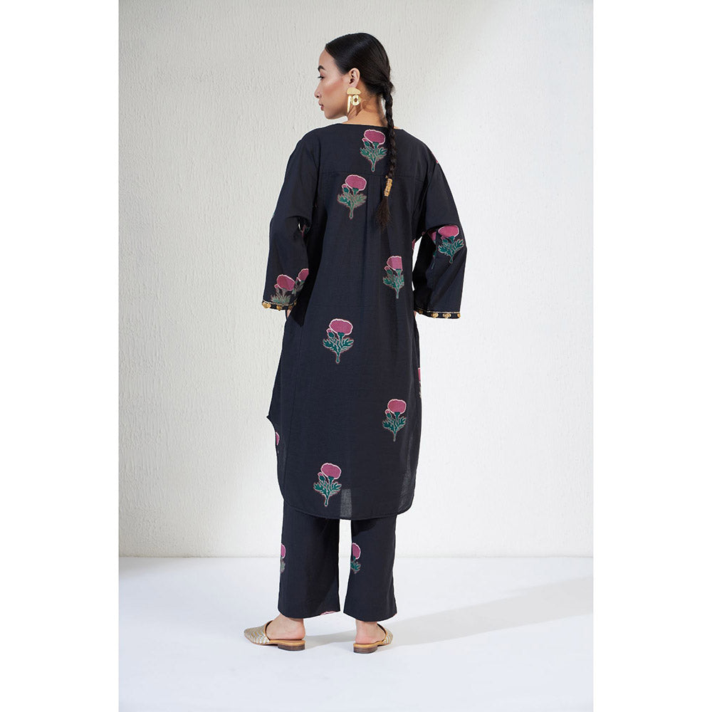 Aavidi By Dimple Gulnaar Navy Blue Floral Co-ord (Set of 2)