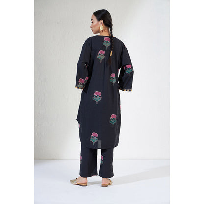 Aavidi By Dimple Gulnaar Navy Blue Floral Co-ord (Set of 2)