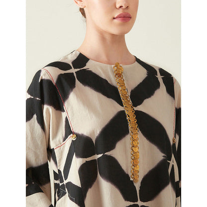 Aavidi By Dimple Black Clamp Printed Embroidered Co-Ord (Set of 2)