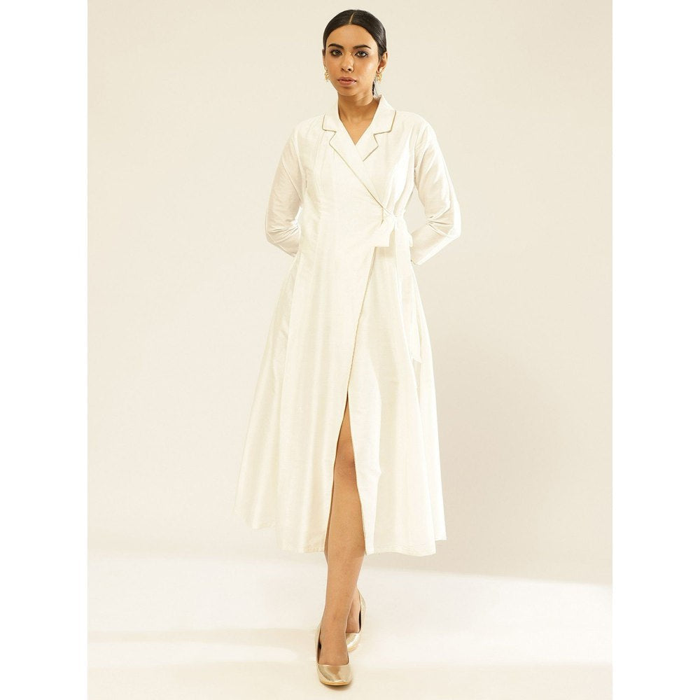 Abhishti Lapel Collared Wrap Dress Pearl White