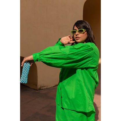 AlterEGO Autumn - Parrot Green Shirt
