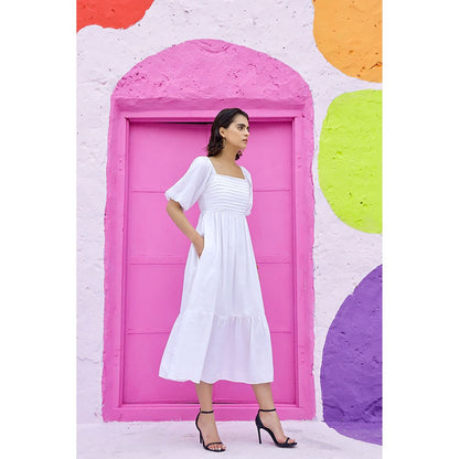 AlterEGO Promilla Pleated Plans White Midi Dress