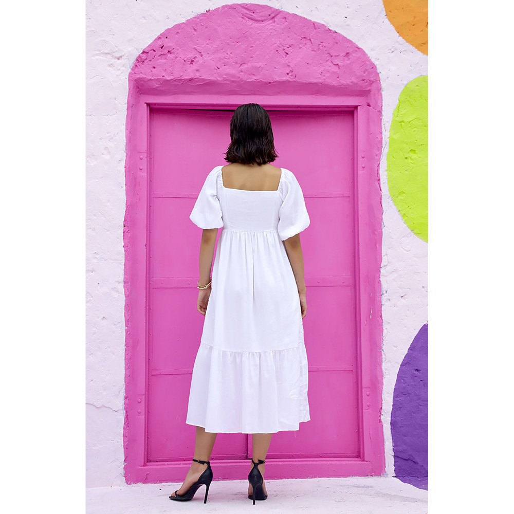 AlterEGO Promilla Pleated Plans White Midi Dress