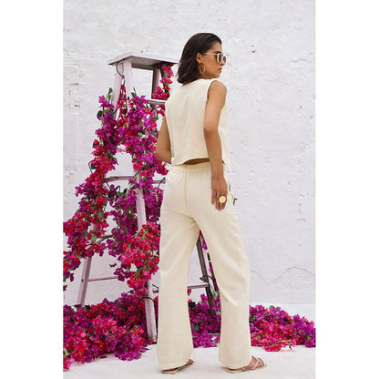 AlterEGO Zoey Summer Vest White Co-Ord (Set of 2)