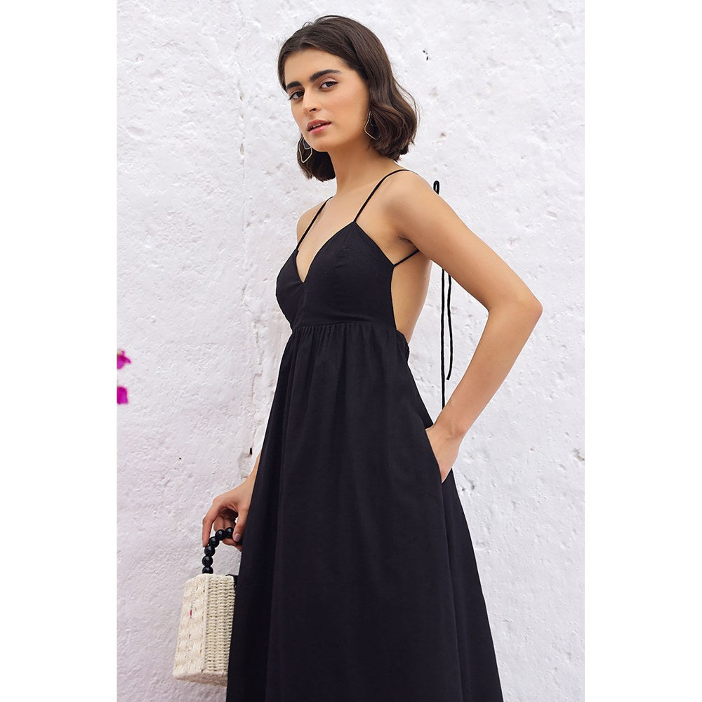 AlterEGO Nancy (Black)- The Day to Night Maxi Dress