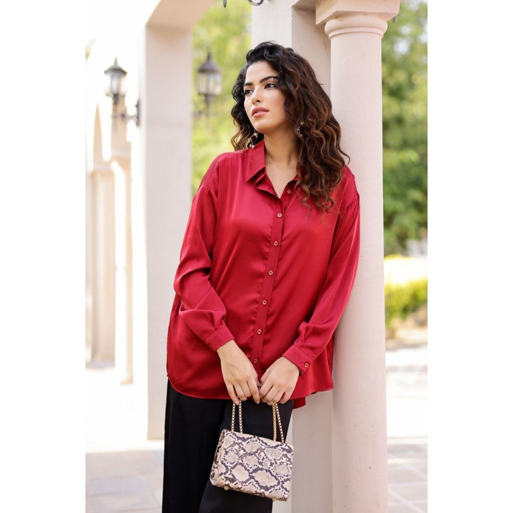 AlterEGO Iris Unbasic Satin Silk Red Shirt