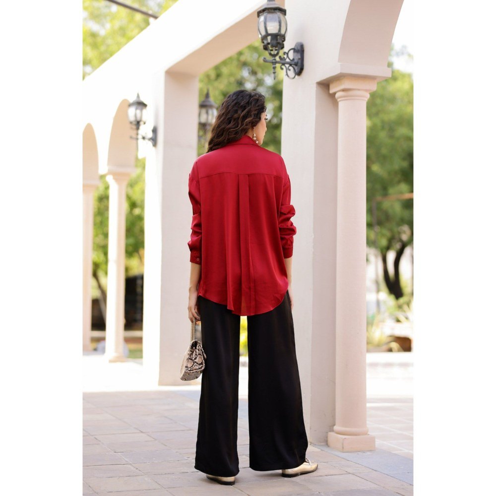 AlterEGO Iris Unbasic Satin Silk Red Shirt