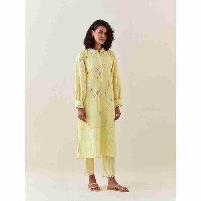 Anantaa by Roohi Trehan Yellow Botanical Print Cotton Linen Kurta With Scalloped Net Collar