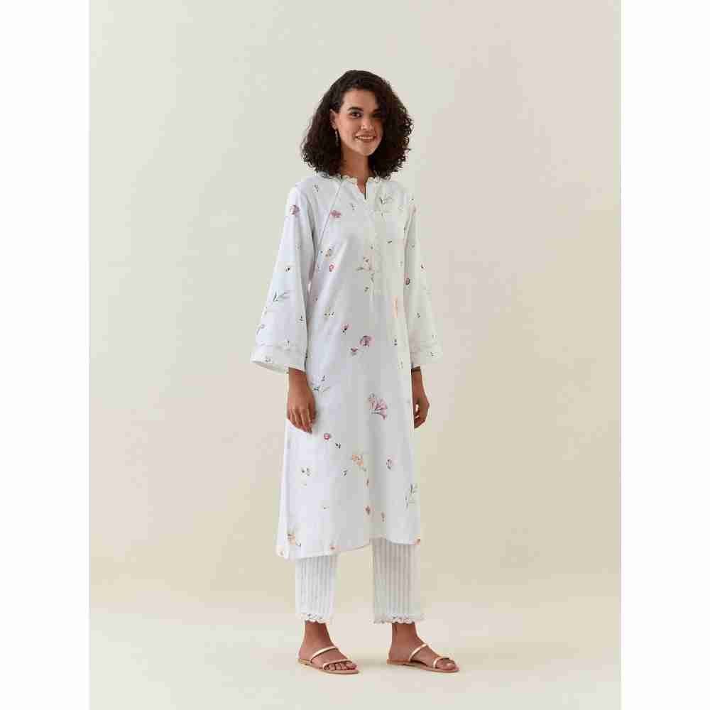 Anantaa by Roohi Trehan White Botanical Print Cotton Linen Kurta With Net Placket