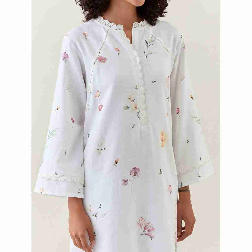 Anantaa by Roohi Trehan White Botanical Print Cotton Linen Kurta With Net Placket