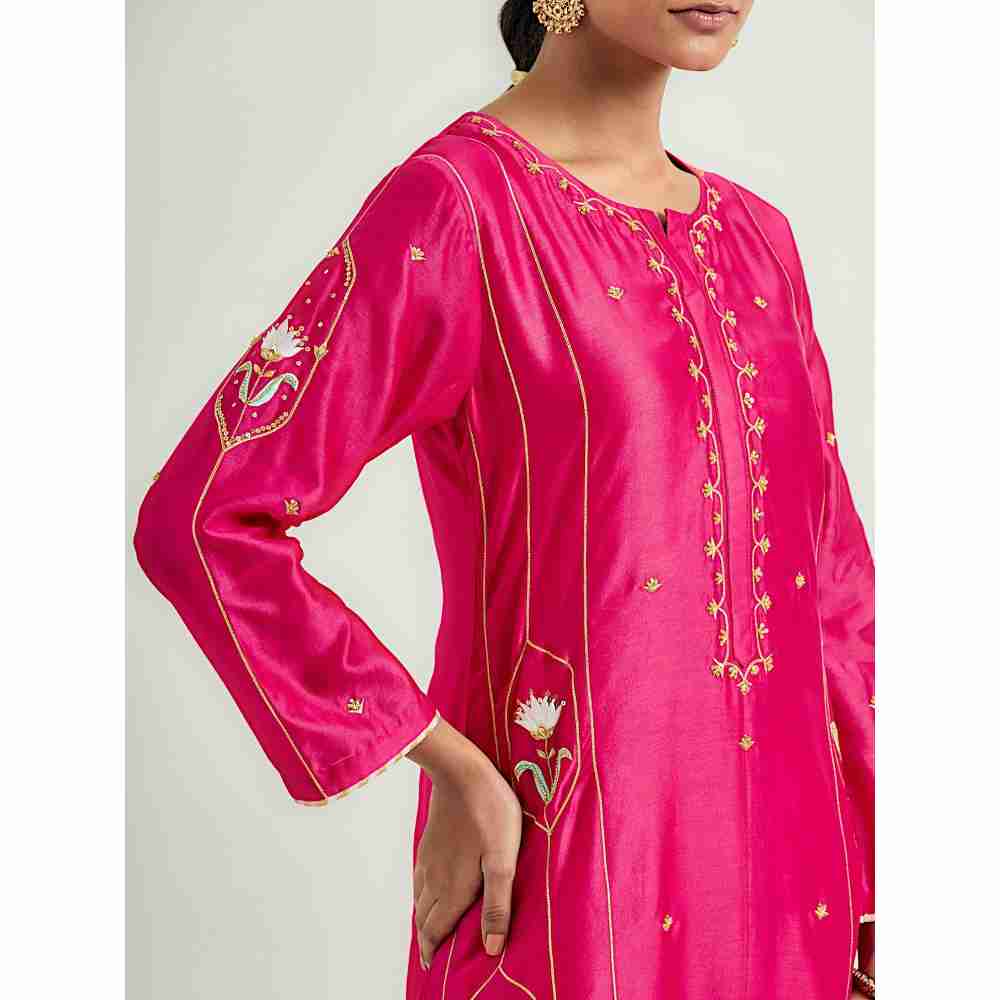 Anantaa by Roohi Trehan Magenta Hand Embroidered Silk Chanderi Kurta with Gota