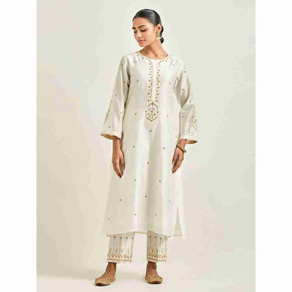 Anantaa by Roohi Trehan Off White Hand Embroidered Silk Chanderi Kurta with Gota