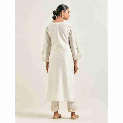 Anantaa by Roohi Trehan Off White Hand Embroidered Silk Chanderi Kurta with Gota