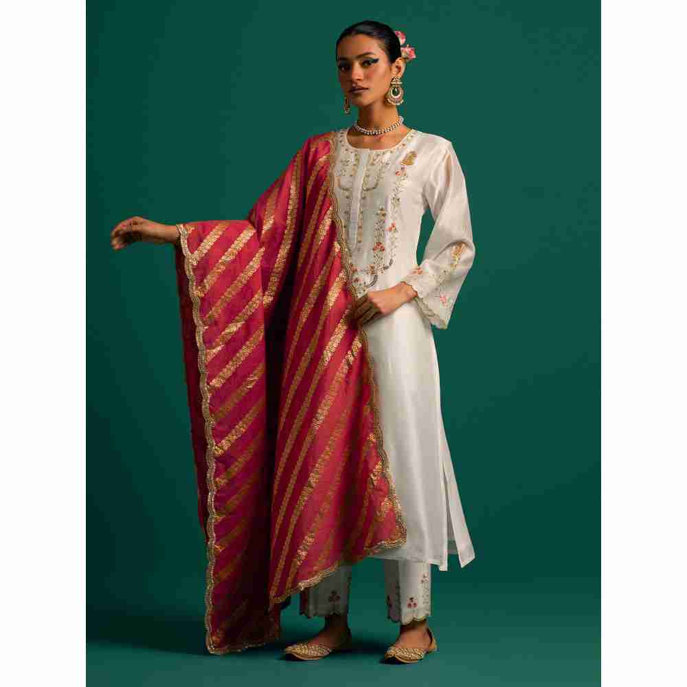 Anantaa By Roohi Trehan Magenta Chanderi Jacquard Zari Stripes Dupatta