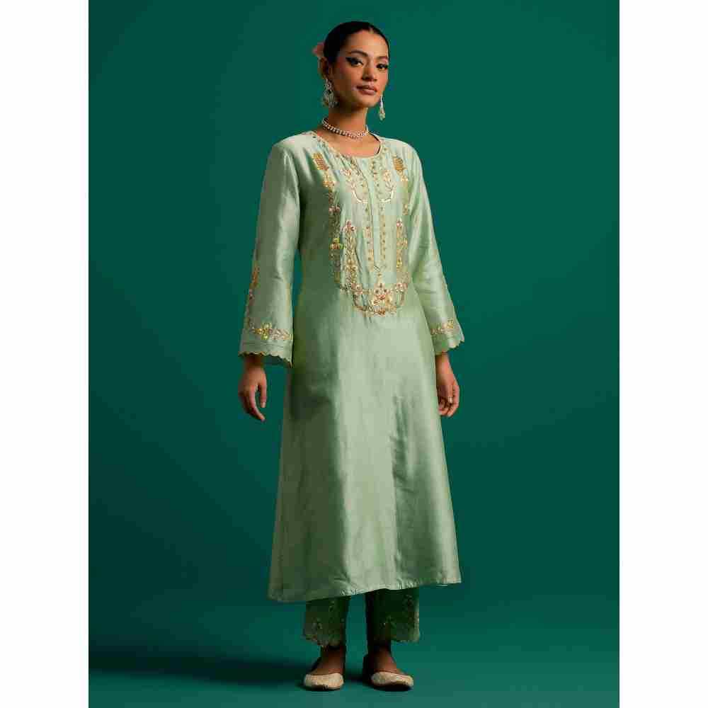 Anantaa By Roohi Trehan Green Hand Embroidered Thread Work Silk Chanderi Kurta