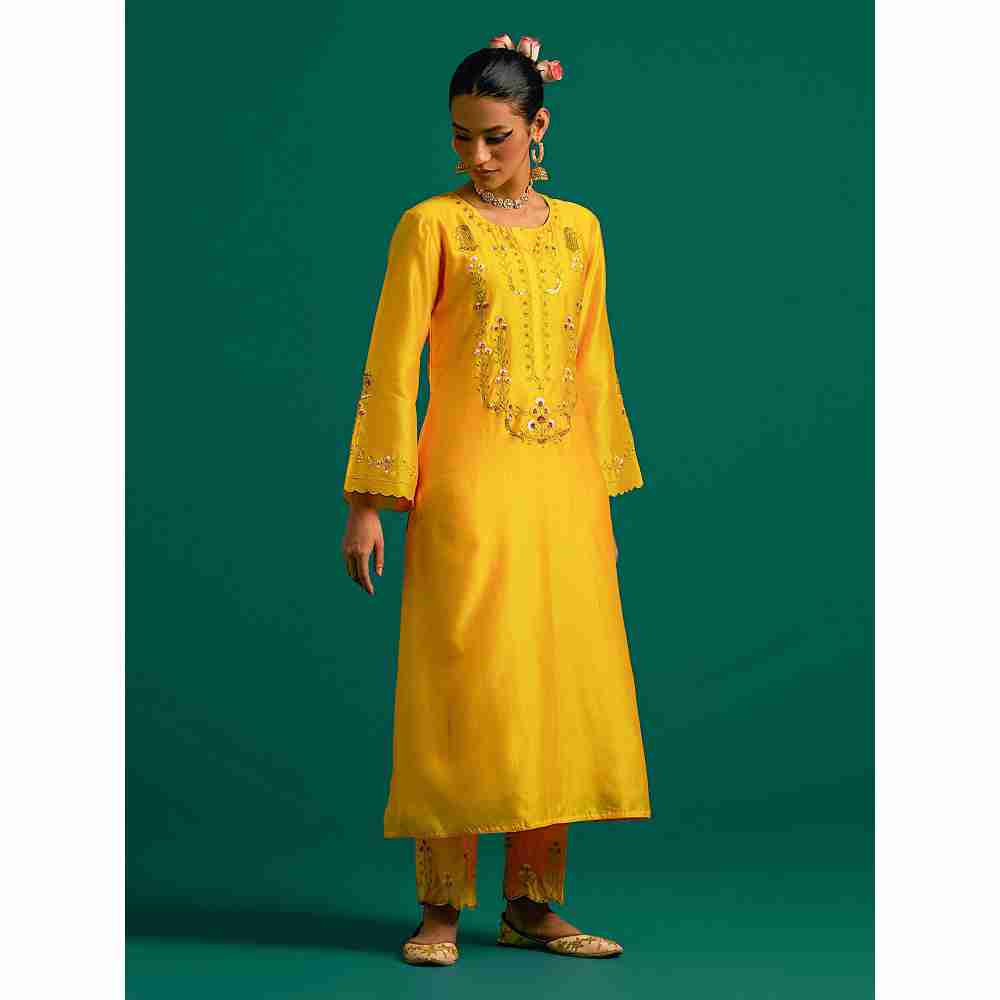 Anantaa By Roohi Trehan Yellow Hand Embroidered Thread Work Silk Chanderi Kurta