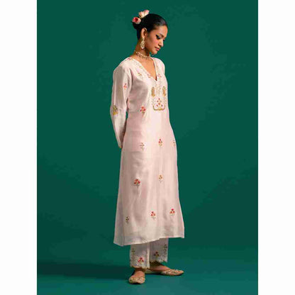 Anantaa By Roohi Trehan Pink V Neck Hand Embroidered Thread Work Silk Chanderi Kurta