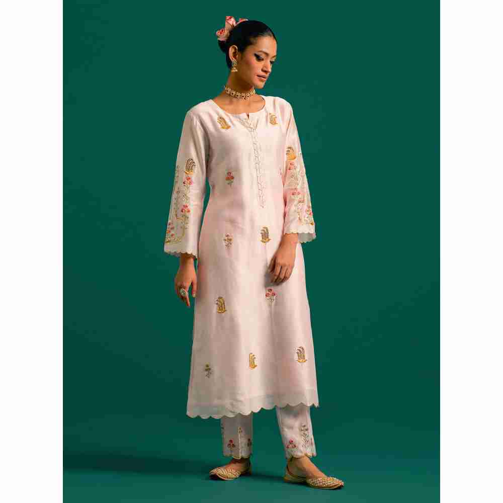 Anantaa By Roohi Trehan Pink Hand Embroidered Thread Work Silk Chanderi Kurta