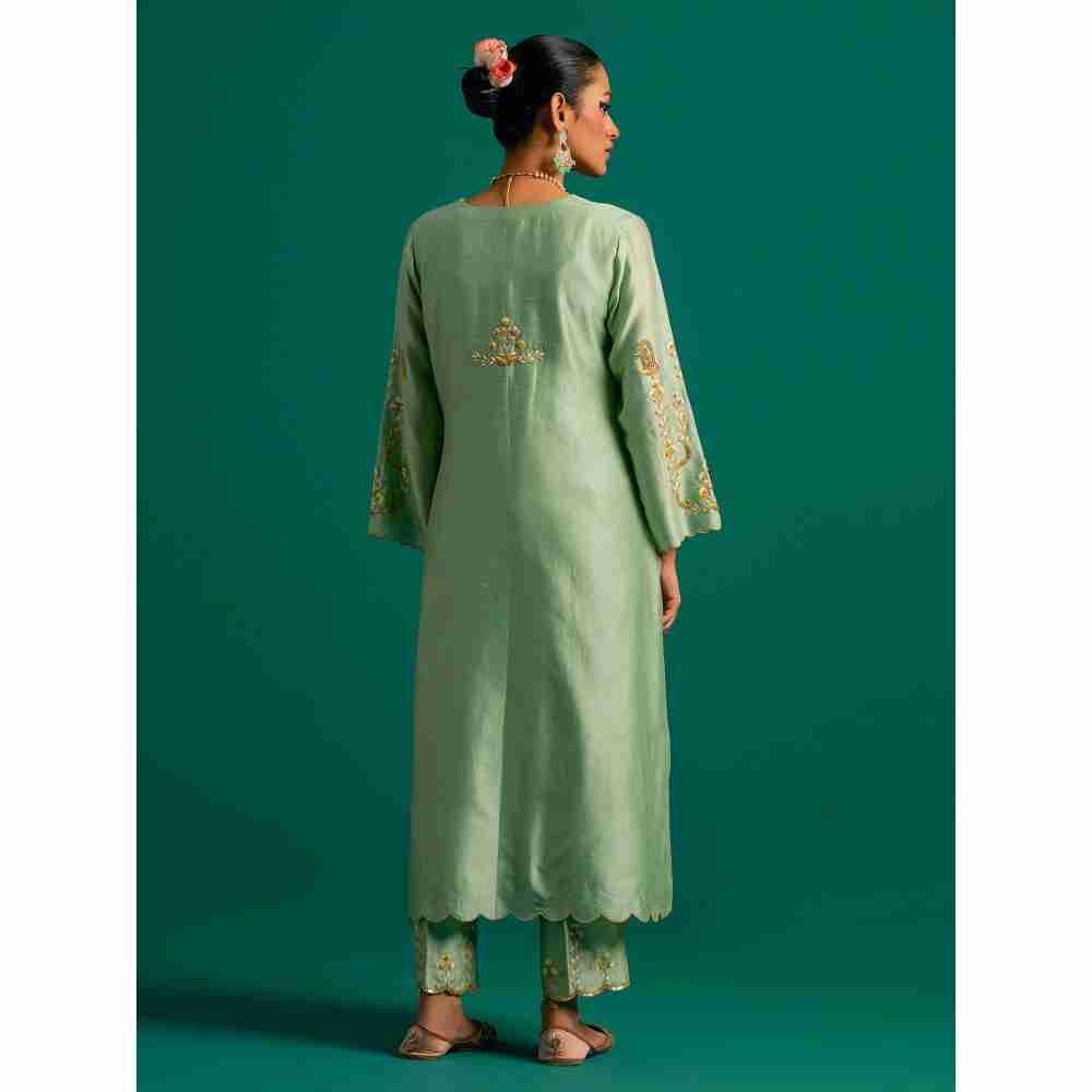 Anantaa By Roohi Trehan Green Hand Embroidered Thread Work Silk Chanderi Kurta