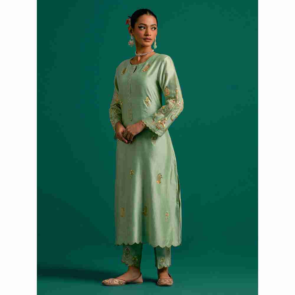 Anantaa By Roohi Trehan Green Hand Embroidered Thread Work Silk Chanderi Kurta