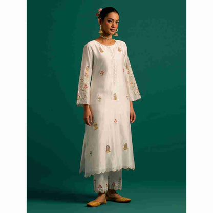 Anantaa By Roohi Trehan Off White Hand Embroidered Thread Work Silk Chanderi Kurta