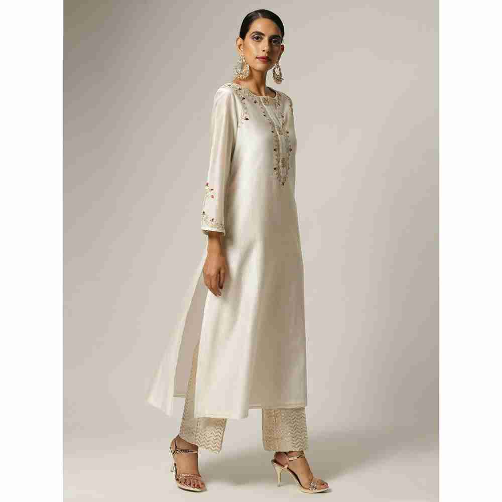 Anantaa Off White Silk Chanderi Embroidery Kurta