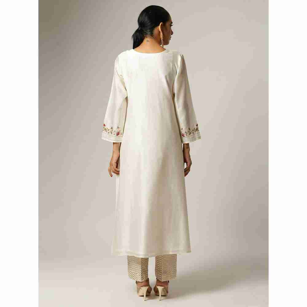 Anantaa Hand Embroidery Off White Silk Chanderi Kurta
