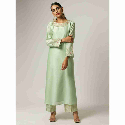 Anantaa Hand Embroidery Green Silk Chanderi Kurta