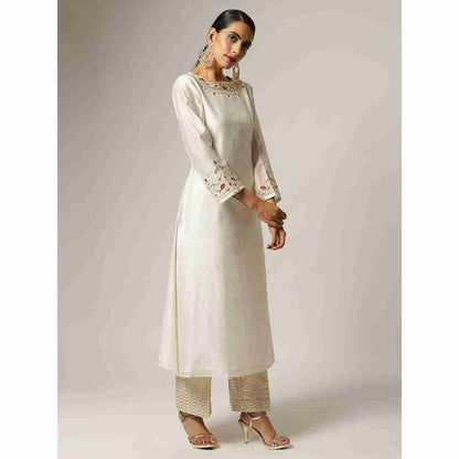 Anantaa Hand Embroidery Off White Chanderi Kurta
