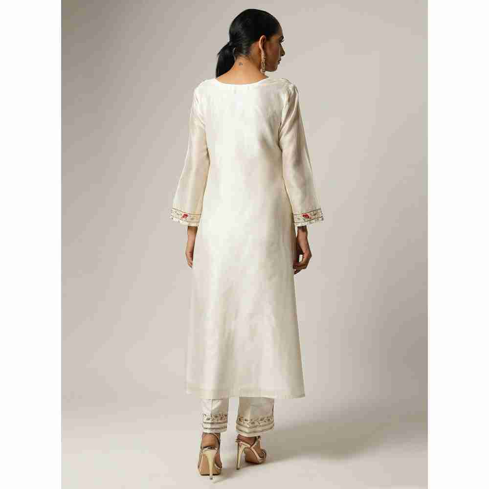 Anantaa Hand Embroidery & Golden Jaal Off White Silk Chanderi Kurta