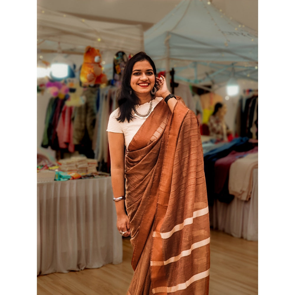 Apaapi Threads Of Glory Brown Kota Saree With Unstitched Blouse By Apaapi