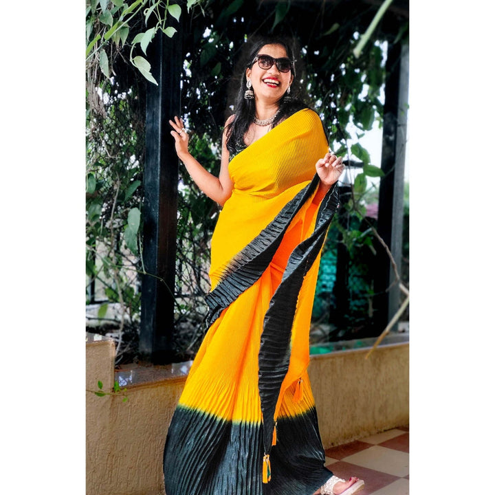 Apaapi Threads Of Glory Yellow Ombre Crushed Saree Heavy Tassles With Unstitched Blouse