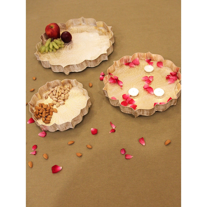 Assemblage Embossed Flower Urli Platter (Set of 3)
