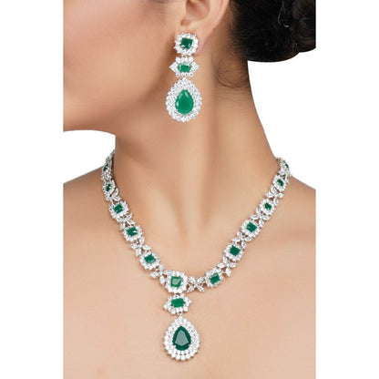 Auraa Trends Elegant Rhodium Plated Green Zircon Necklace Set
