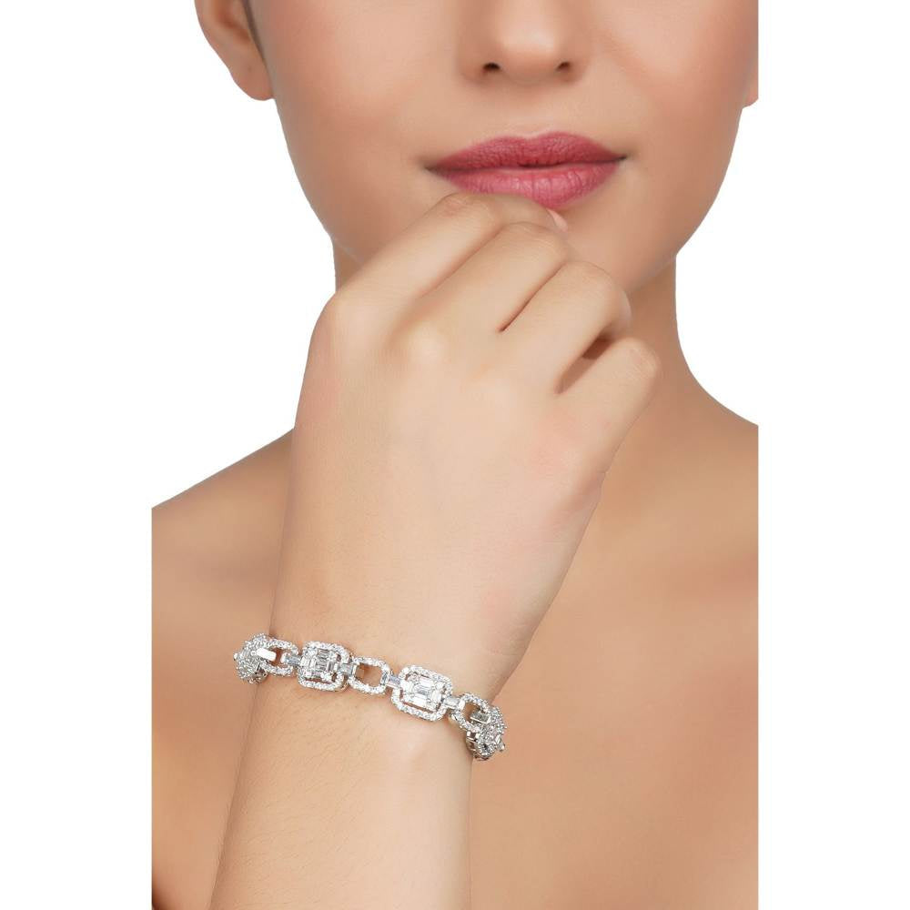 Auraa Trends Zircon Silver Finish Bracelet with Diamonds