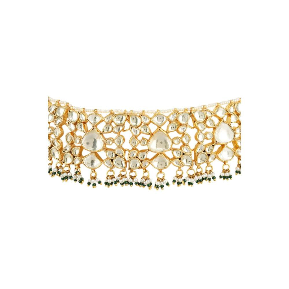 Auraa Trends Kundan Bridal Choker Necklace Set with Mangtika