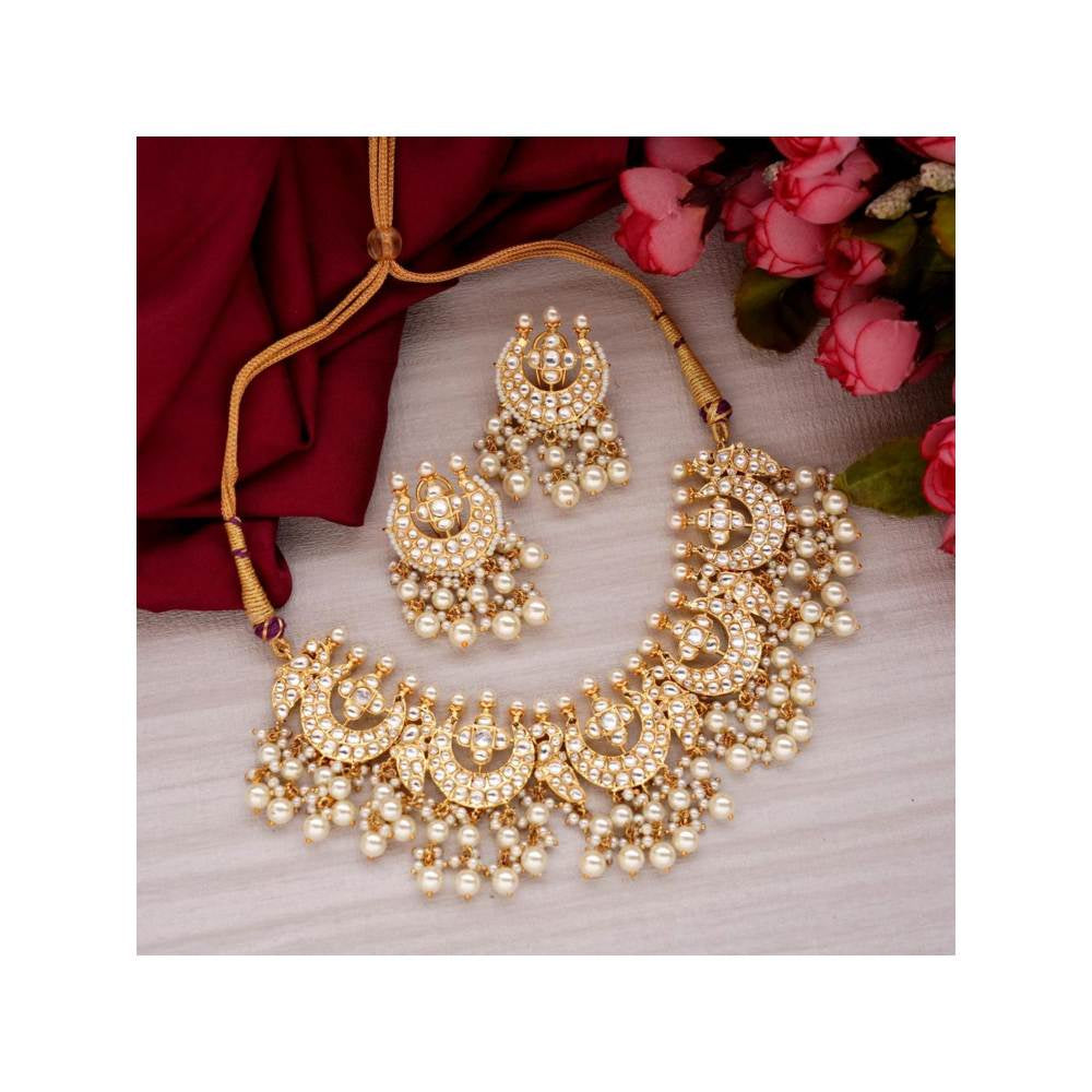 Auraa Trends 22Kt Gold Plated Kundan Classic Necklace Set