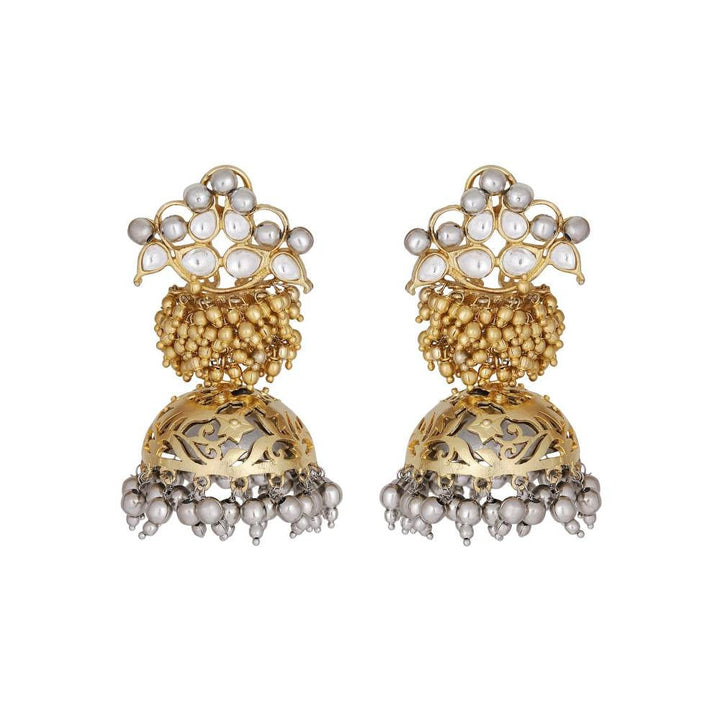 Auraa Trends 22KT Gold Plated Kundan Gorgeous Silver Earrings