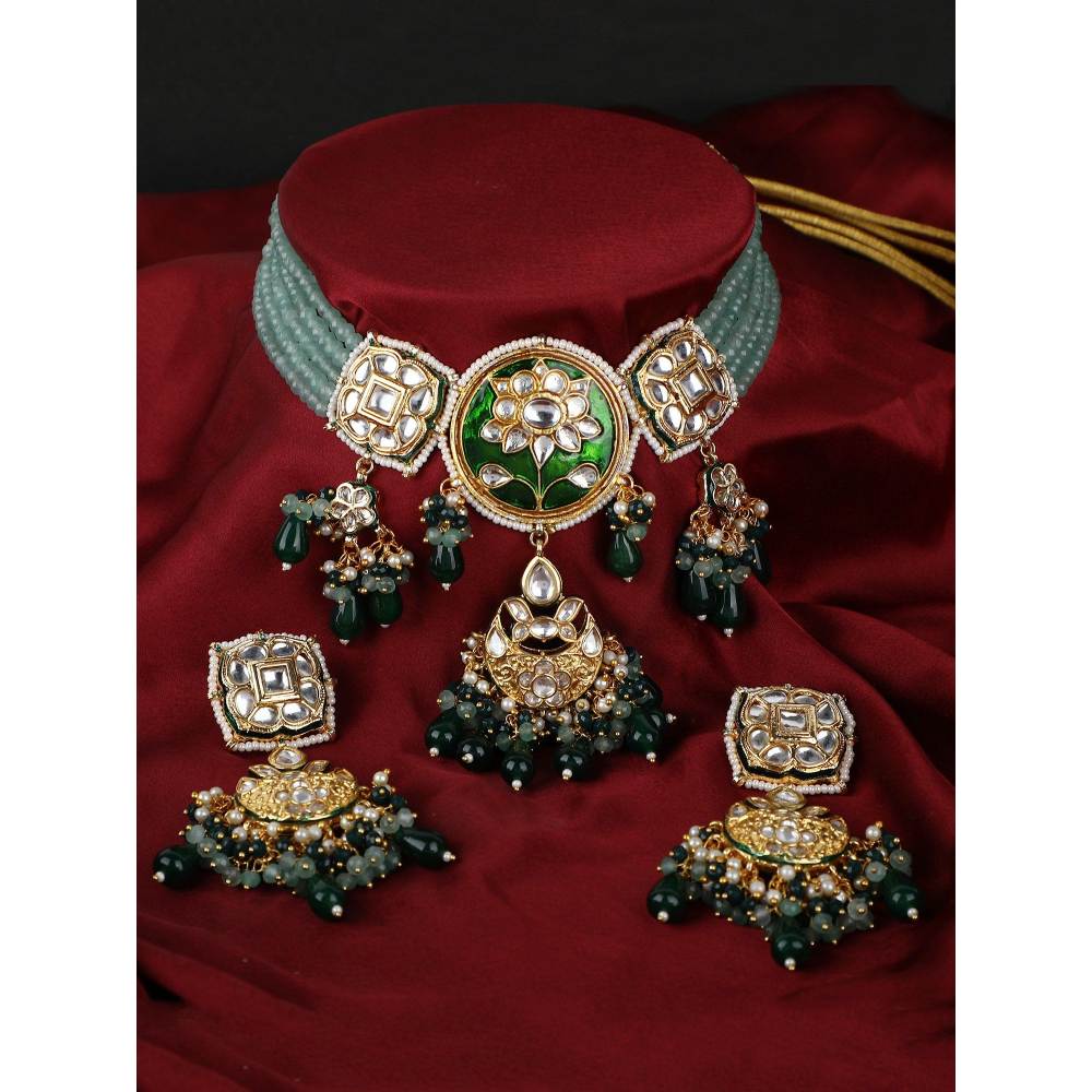 Auraa Trends 22KT Gold Plated Kundan Traditional Green Necklace Set For Women