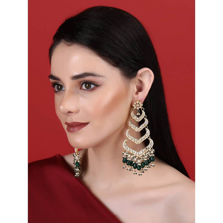 Auraa Trends 22KT Gold Plated Kundan Classic Green Earring For Women