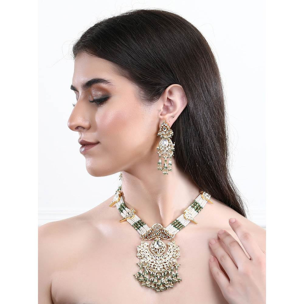 Auraa Trends 22Kt Gold Plated Kundan Classic Green Necklace Set for Women and Girls