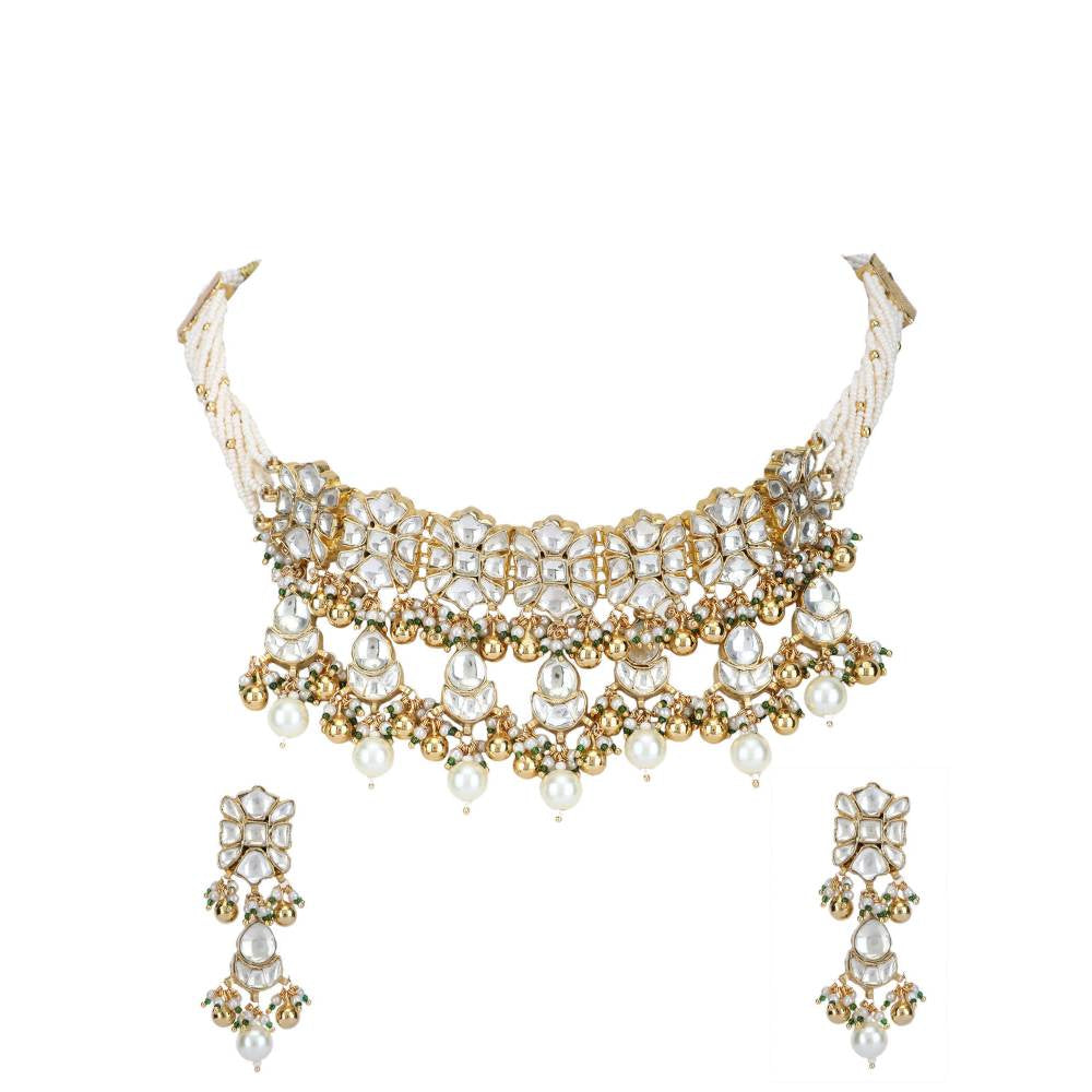 Auraa Trends 22Kt Gold Plated Kundan Classic Gold Choker Necklace Set for Women and Girls