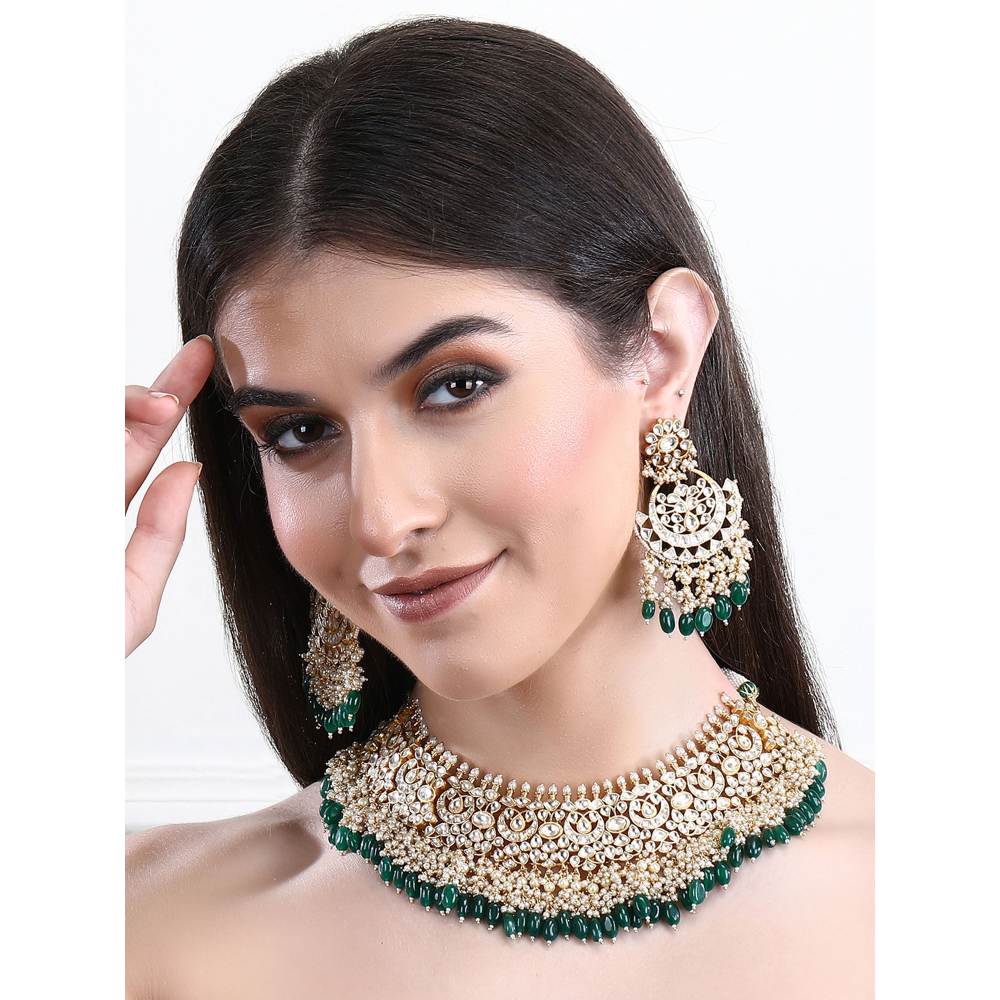 Auraa Trends 22Kt Gold Plated Kundan Classic Green Necklace Set for Women and Girls