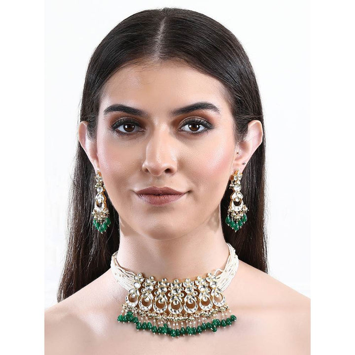 Auraa Trends 22Kt Gold Plated Kundan Classic Green Choker Necklace Set for Women and Girls