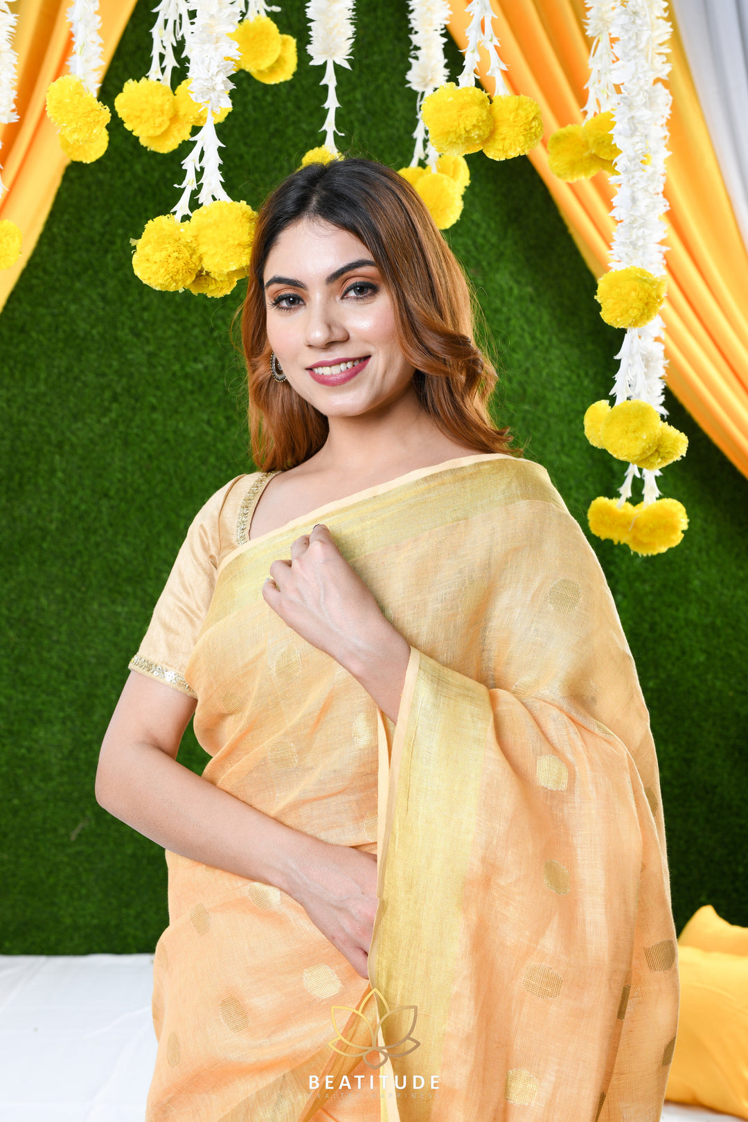 Beatitude Peach Handwoven Linen Saree with Unstitched Blouse Gold Tone Design