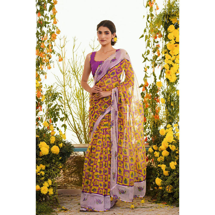 Baise Gaba Hayaat Floral Yellow Saree with Unstitched Blouse