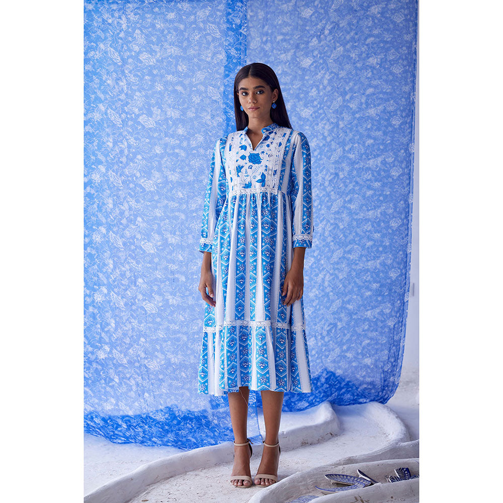 Baise Gaba White Neel Dress